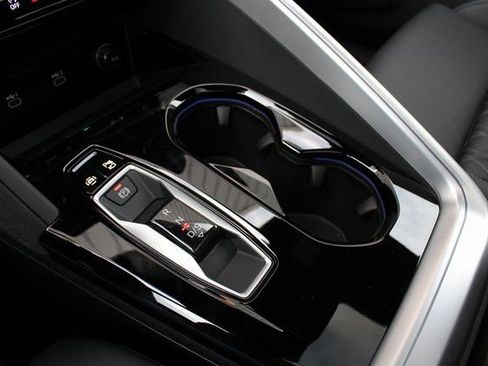 New 2025 Audi SQ5 Premium Plus AWD/4WD image 15