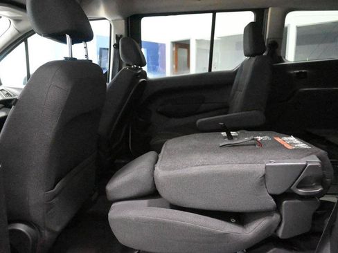 Used 2016 Ford Transit Connect XLT FWD image 13