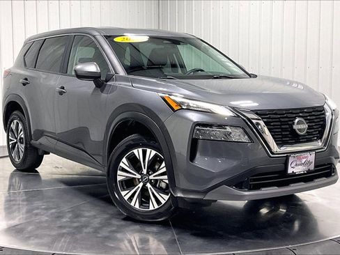 Used 2023 Nissan Rogue SV FWD image 3