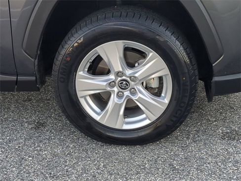 Used 2019 Toyota RAV4 XLE image 11