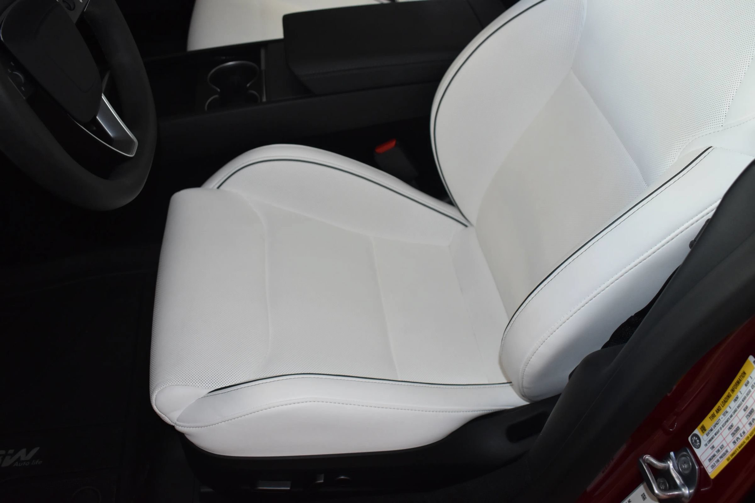 Used 2024 Tesla Model 3 Performance AWD/4WD image 11