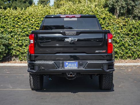Used 2024 Chevrolet Silverado 1500 ZR2 w/ Technology Package AWD/4WD image 5