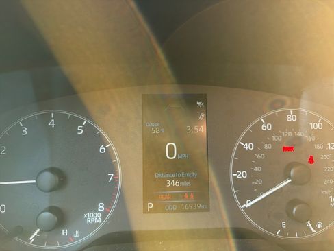 Used 2025 Toyota Corolla LE image 15