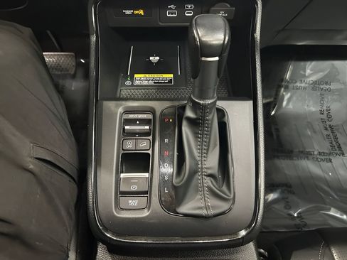 Used 2024 Honda CR-V EX-L image 18