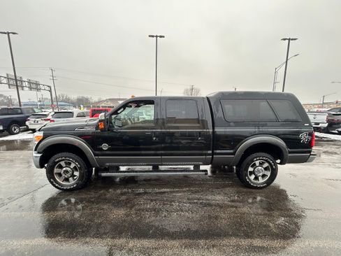 Used 2011 Ford F250 Lariat w/ Lariat Interior Pkg image 3