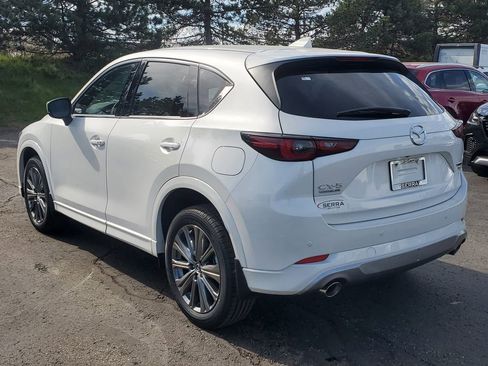 New 2025 MAZDA CX-5 Signature AWD/4WD image 2