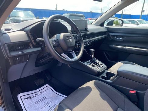 Certified 2024 Honda CR-V EX image 9