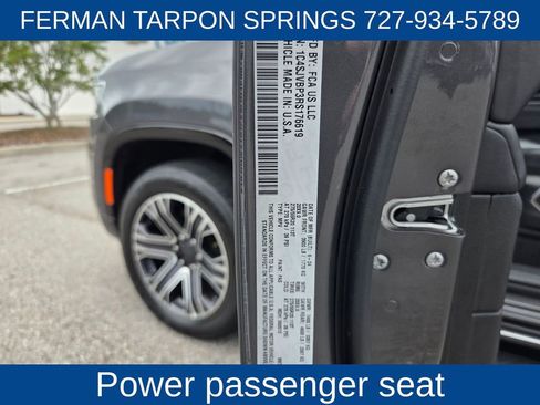 Used 2024 Jeep Wagoneer Series II image 23