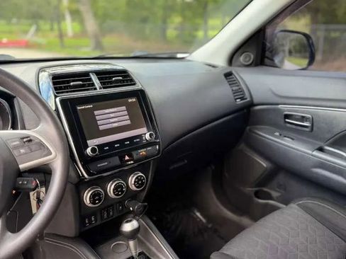 Used 2020 Mitsubishi Outlander Sport ES image 11