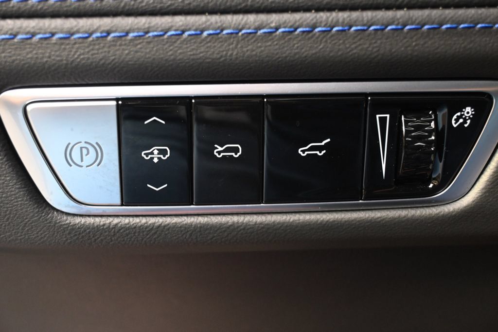 Certified 2025 Cadillac Escalade IQ Sport 1 AWD/4WD image 25