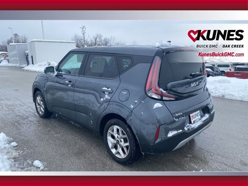 Used 2023 Kia Soul LX w/ Option Group 015 image 6