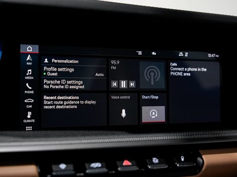Used 2020 Porsche 911 Carrera 4S AWD/4WD image 14