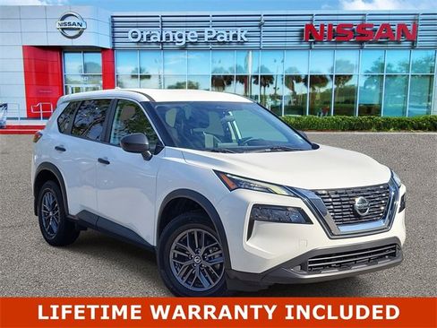 Used 2021 Nissan Rogue S image 1