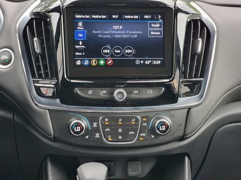 Used 2023 Chevrolet Traverse LT w/ LPO, Floor Liner Package FWD image 28