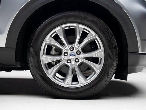 Used 2021 Ford Explorer XLT w/ Equipment Group 202A image 37