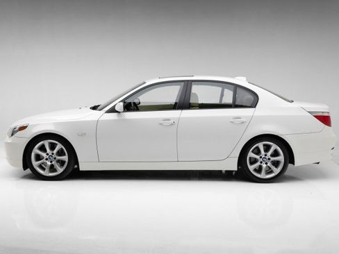 Used 2004 BMW 545i Sedan image 9