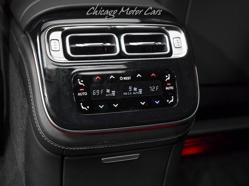 Used 2025 Mercedes-Benz S 63 AMG S image 28