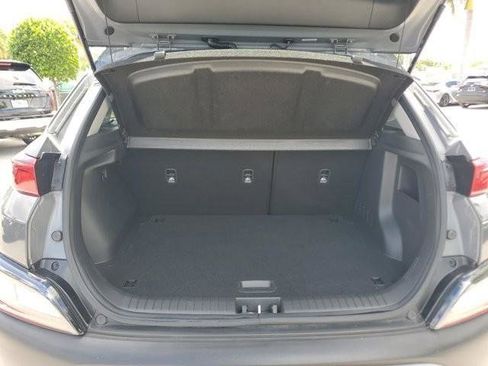 Certified 2023 Hyundai Kona SEL FWD image 11