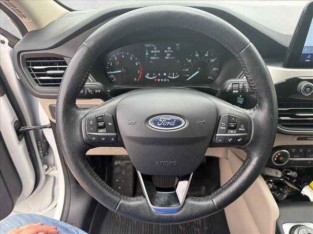 Used 2020 Ford Escape SEL FWD image 12