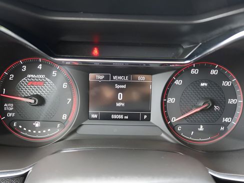 Used 2022 Chevrolet TrailBlazer RS FWD image 27