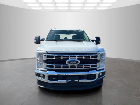 New 2025 Ford F350 XL w/ XL Chrome Package image 2