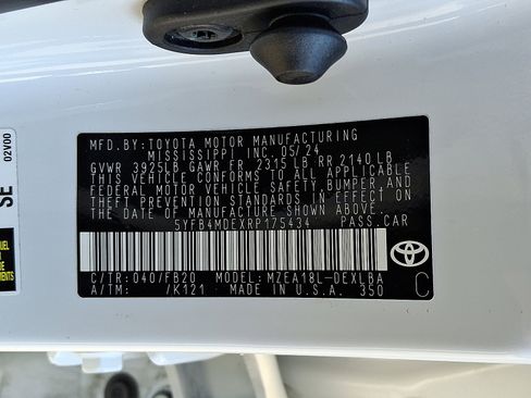 Used 2024 Toyota Corolla LE image 26
