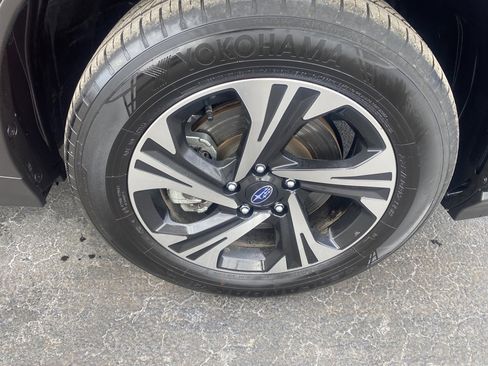 Used 2024 Subaru Crosstrek 2.0i Premium image 27