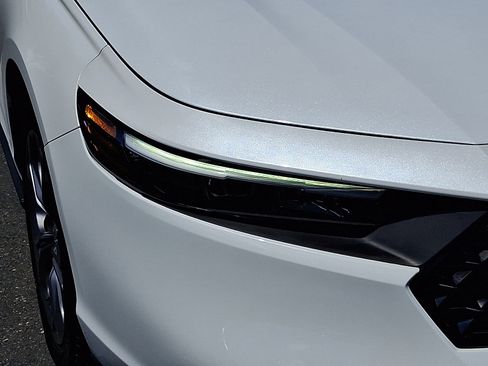 Used 2024 Honda Accord EX image 9