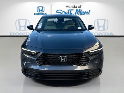 New 2025 Honda Accord SE image 2