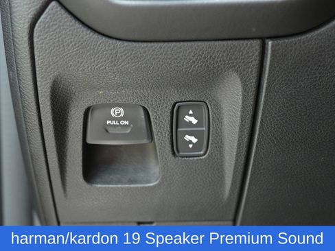 Used 2020 RAM 1500 Limited AWD/4WD image 30