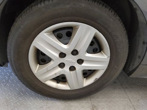 Used 2010 Chevrolet Impala LS image 31