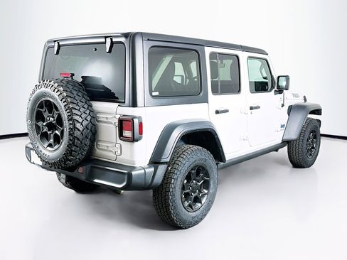 Used 2023 Jeep Wrangler Unlimited w/ Cold Weather Group image 9