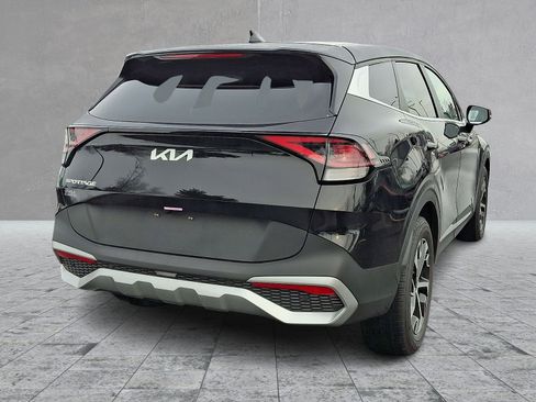 Used 2024 Kia Sportage EX image 11