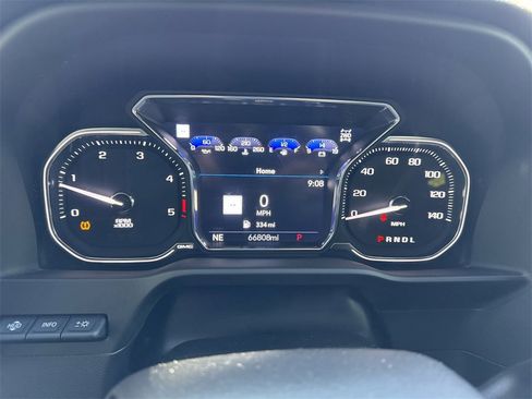 Used 2023 GMC Sierra 3500 AT4 w/ AT4 Premium Plus Package image 7