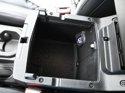 New 2026 Jeep Gladiator Sport image 19