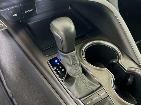 Used 2023 Toyota Camry SE FWD image 20