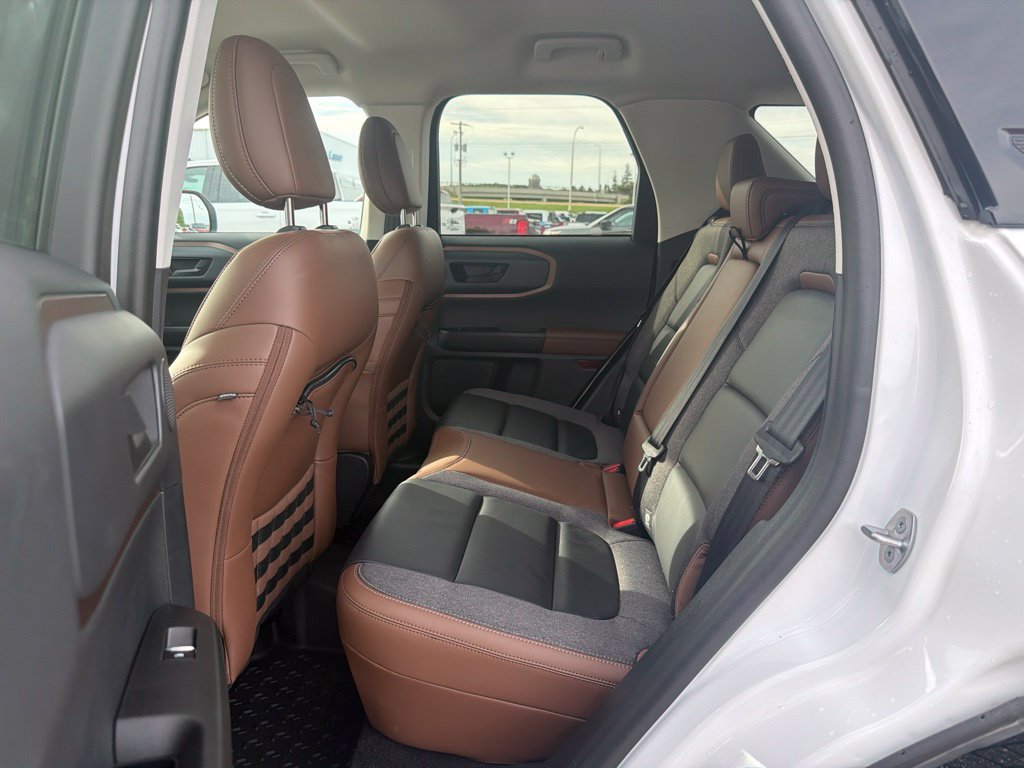 Used 2023 Ford Bronco Sport Outer Banks w/ Tech Package AWD/4WD image 18