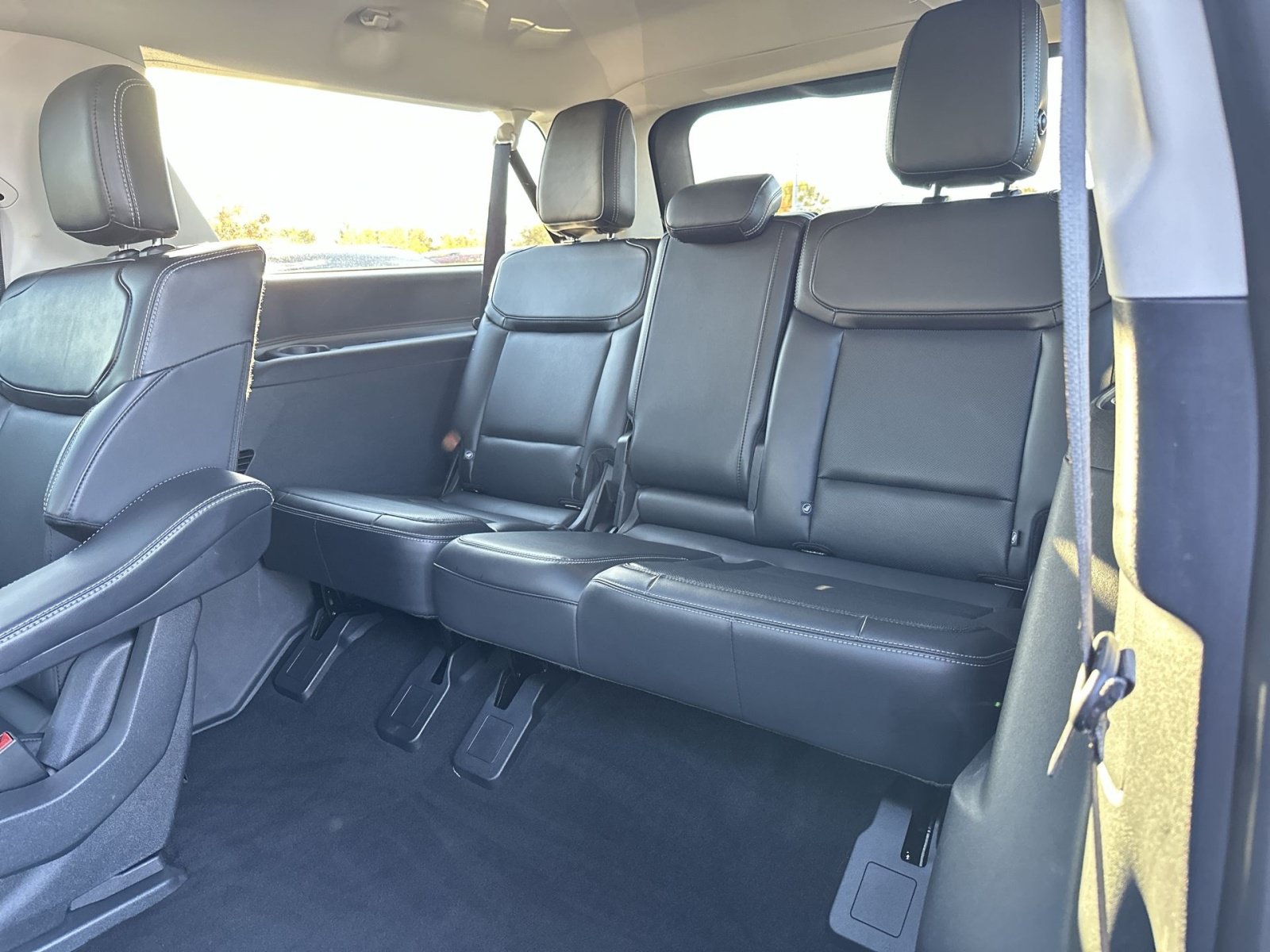Used 2025 Ford Expedition Max Platinum AWD/4WD image 27