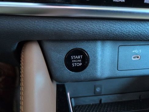 Used 2025 Nissan Rogue Platinum w/ Platinum Premium Package image 41