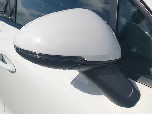 Used 2021 Porsche Macan image 34