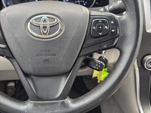 Used 2016 Toyota Camry LE FWD image 22