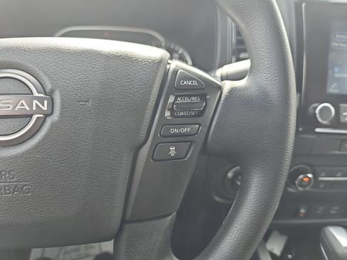 Used 2023 Nissan Frontier SV w/ Midnight Edition Package AWD/4WD image 15