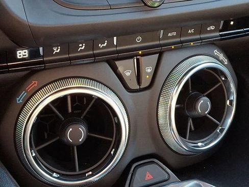 Used 2018 Chevrolet Camaro SS image 16