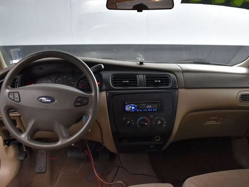 Used 2002 Ford Taurus SES FWD image 8