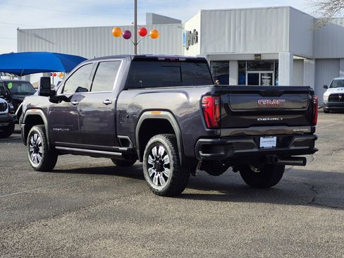 Used 2026 GMC Sierra 2500 Denali w/ Denali Reserve Package image 5