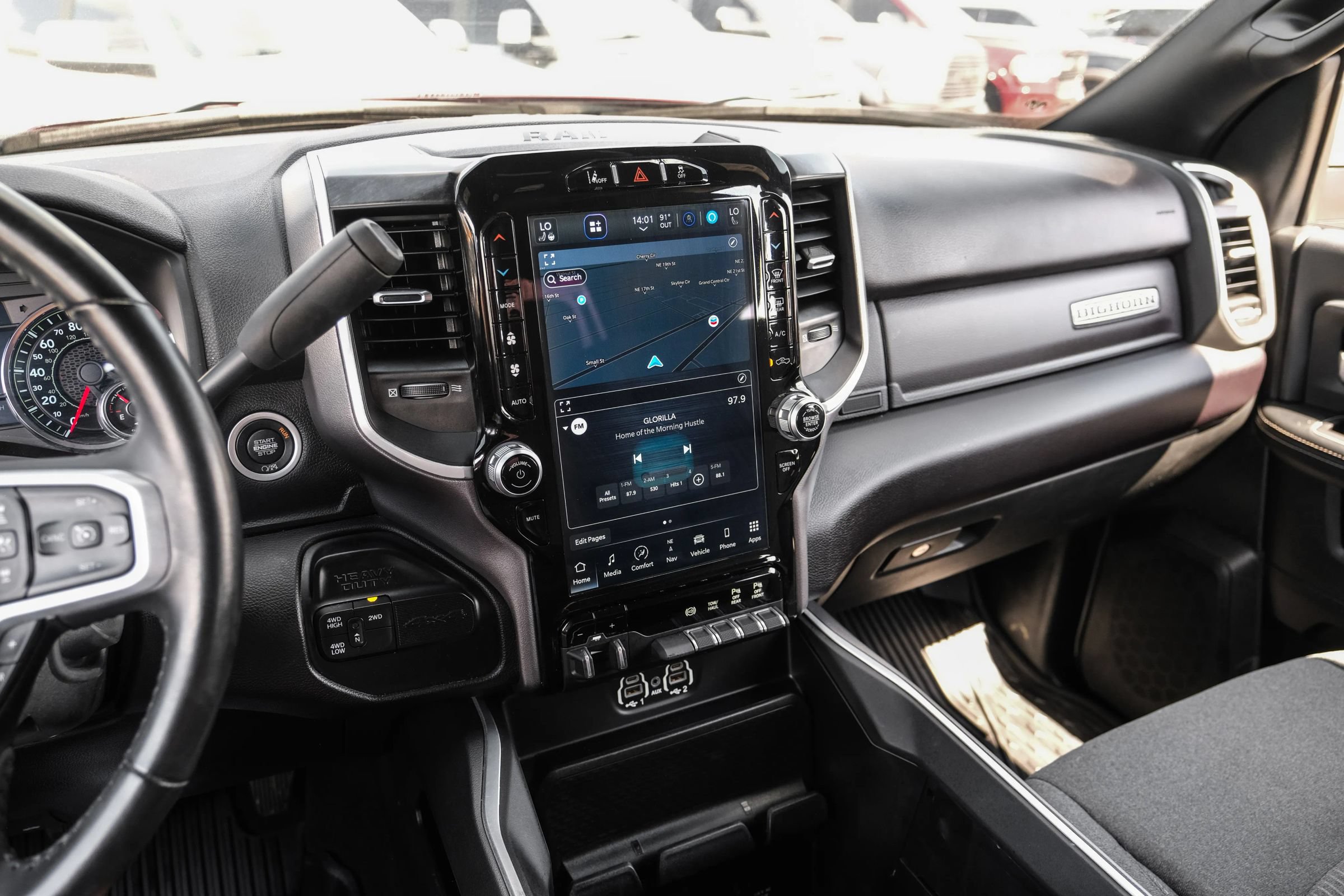 Used 2024 RAM 2500 Big Horn w/ Safety Group AWD/4WD image 24