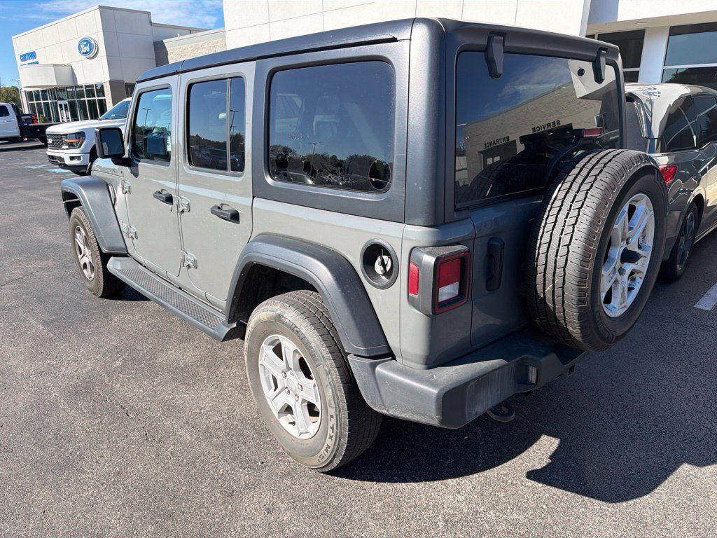 Used 2020 Jeep Wrangler Unlimited Sport S AWD/4WD image 2