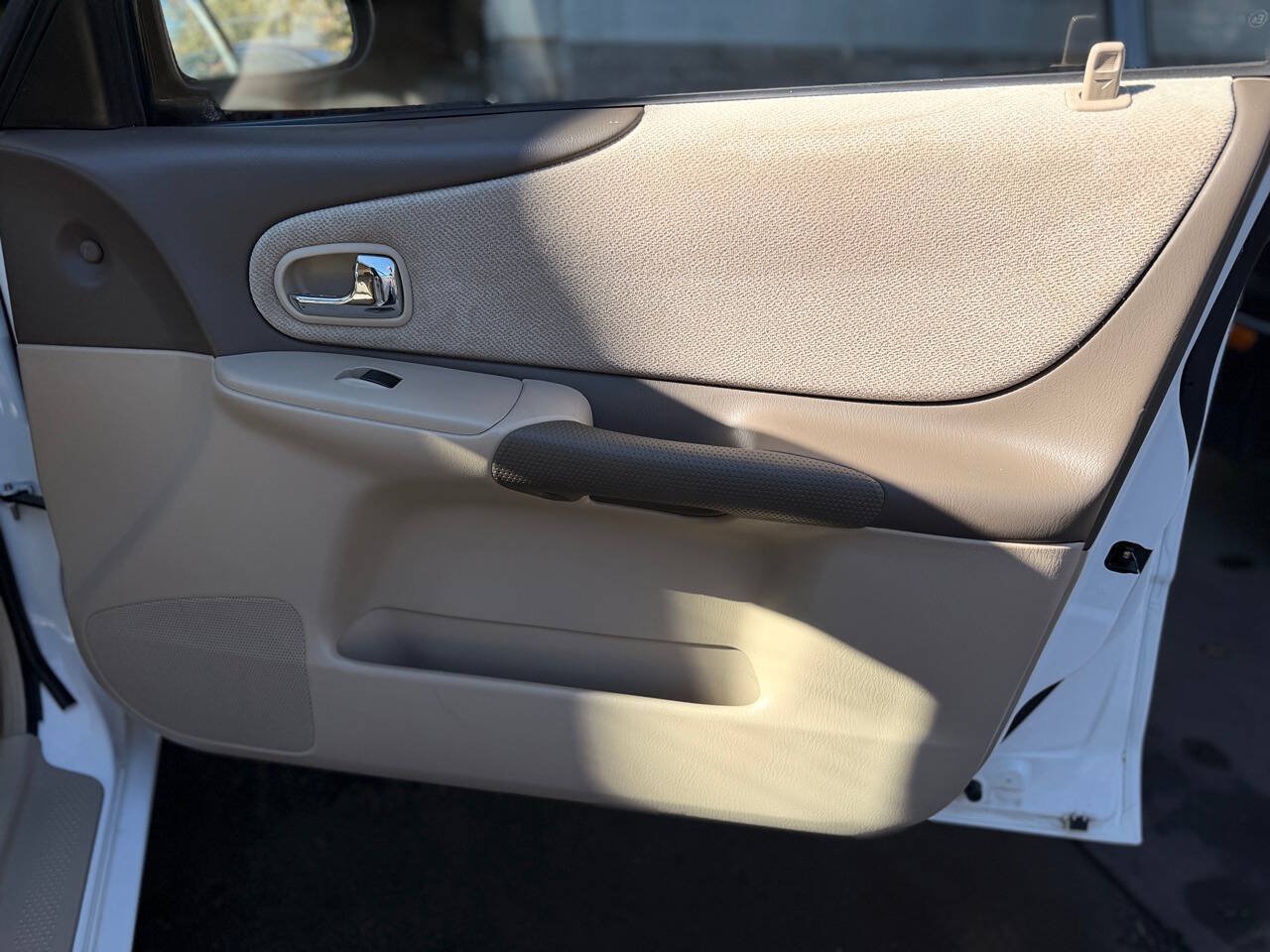 Used 2002 MAZDA Protege FWD image 89
