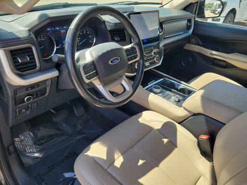 Used 2024 Ford Expedition Max XLT AWD/4WD image 9