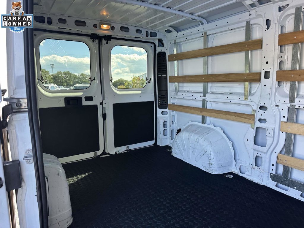 Used 2025 RAM ProMaster 2500 w/ U-Haul Equipment Group FWD image 11